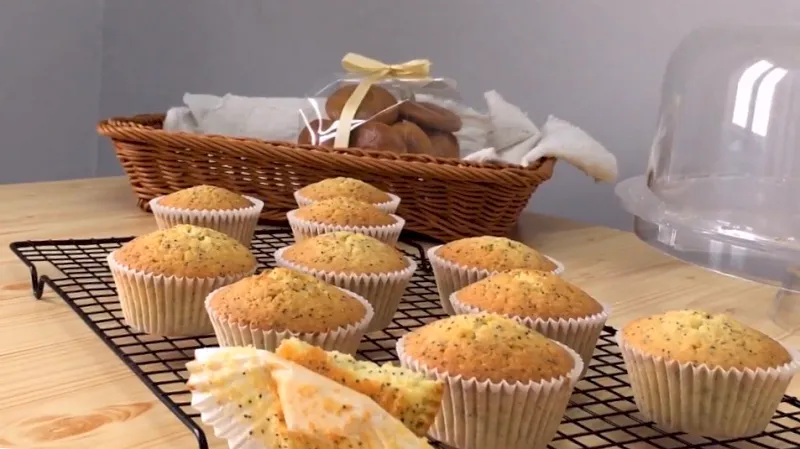 muffins de naranja y semillas de amapola